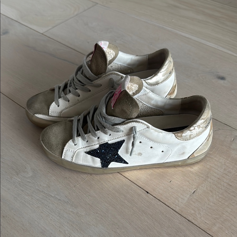 Chic Golden Goose sneakers size 39